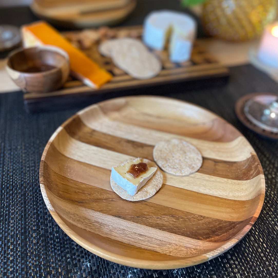 Premium Upcycled End Grain Wooden Serving Plate (2 Patterns) - Image 4